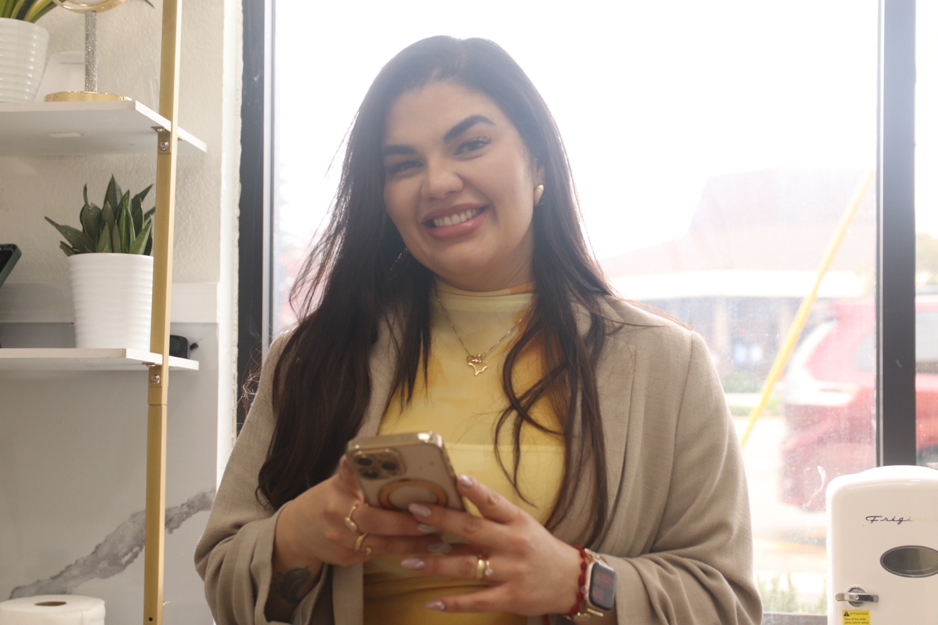 Kátia, founder of BZ Nails & Beauty